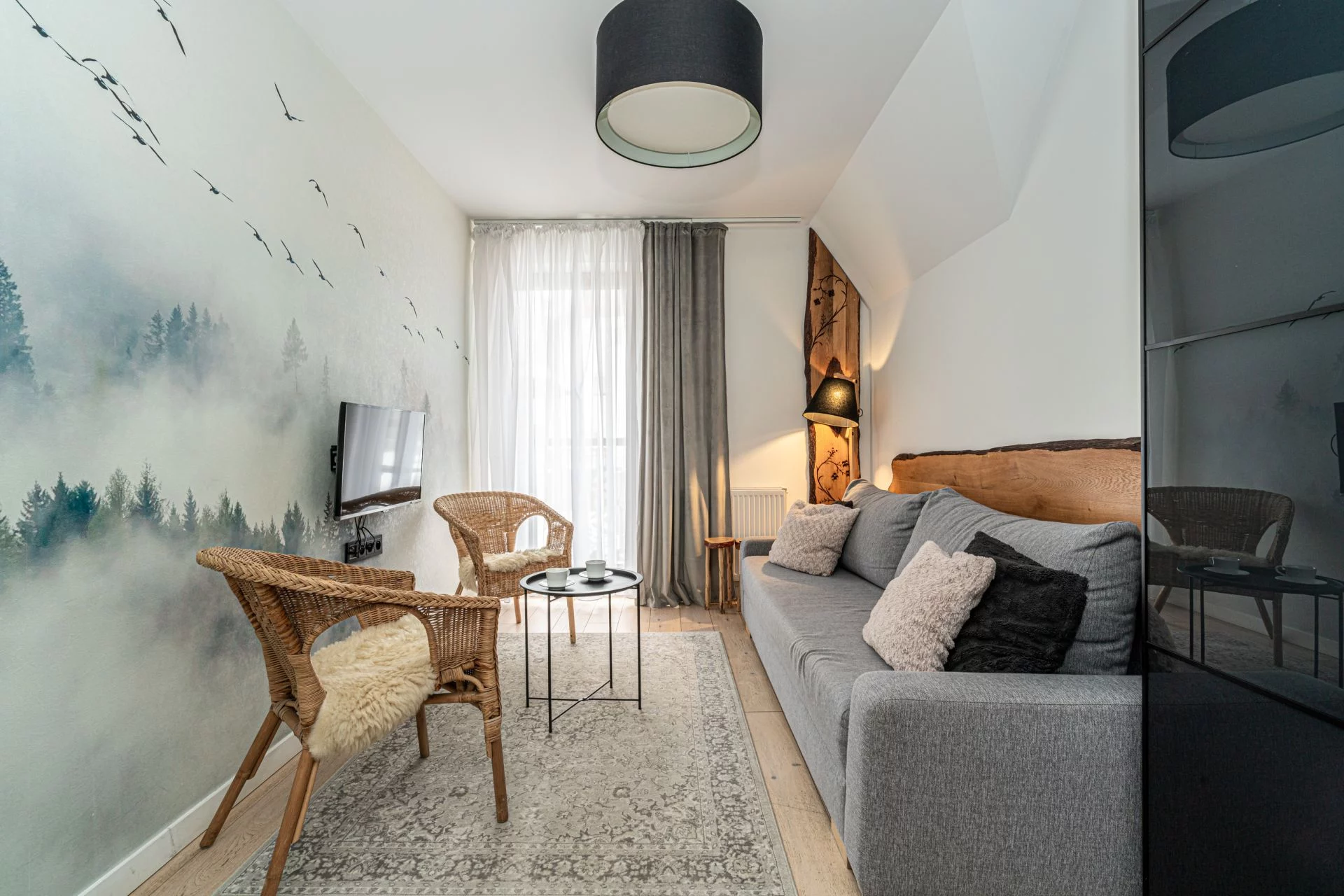 Szkolna 12B m 5