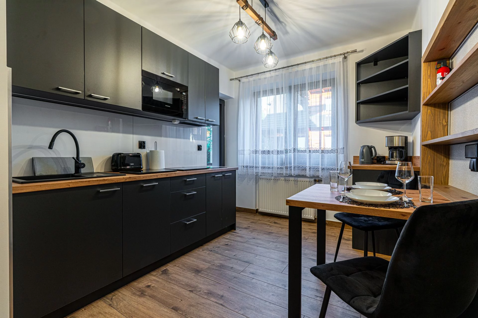 Apartament SEVEN nr1 z widokiem na Giewont & Sauna, Jacuzzi, Basen