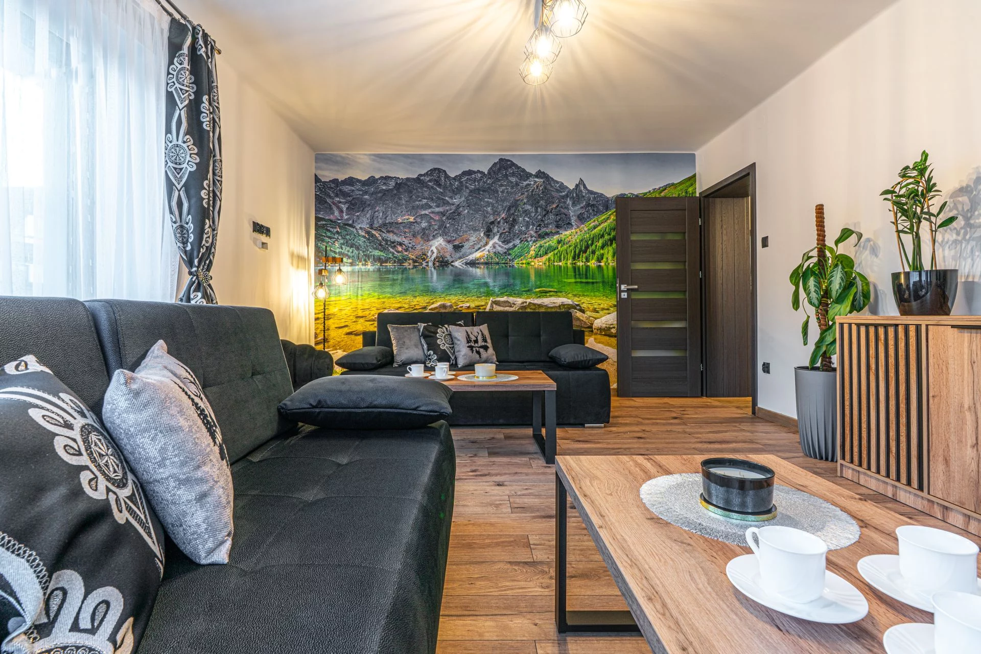 Apartament SEVEN nr1 z widokiem na Giewont & Sauna, Jacuzzi, Basen