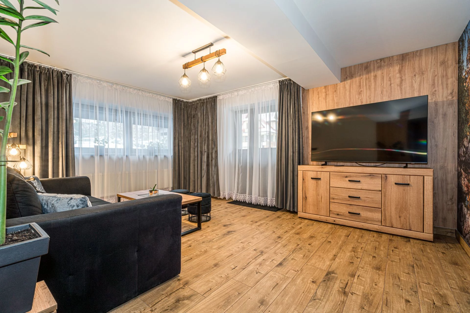 Apartament SEVEN nr2 z widokiem na Giewont & Sauna, Jacuzzi, Basen