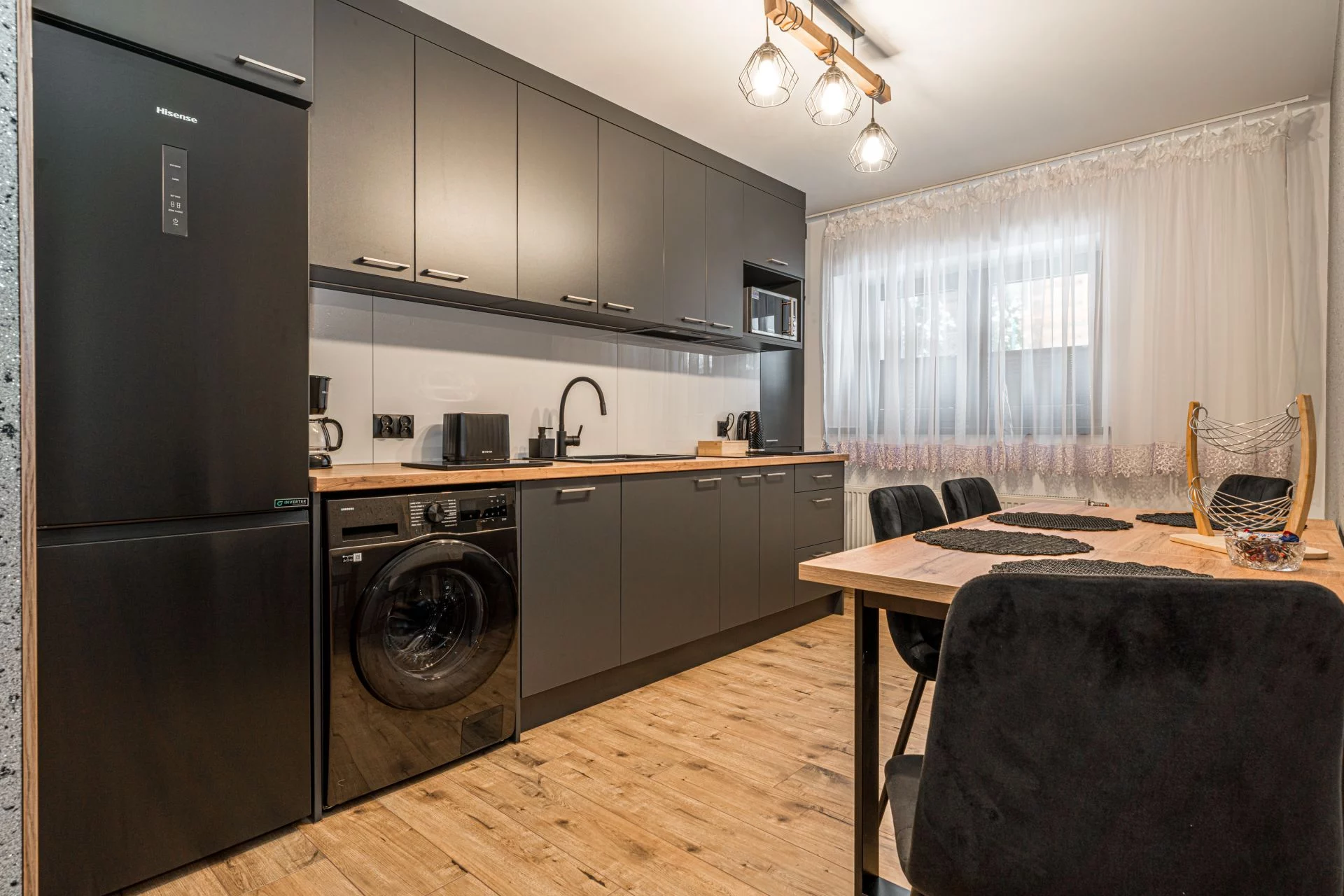 Apartament SEVEN nr2 z widokiem na Giewont & Sauna, Jacuzzi, Basen