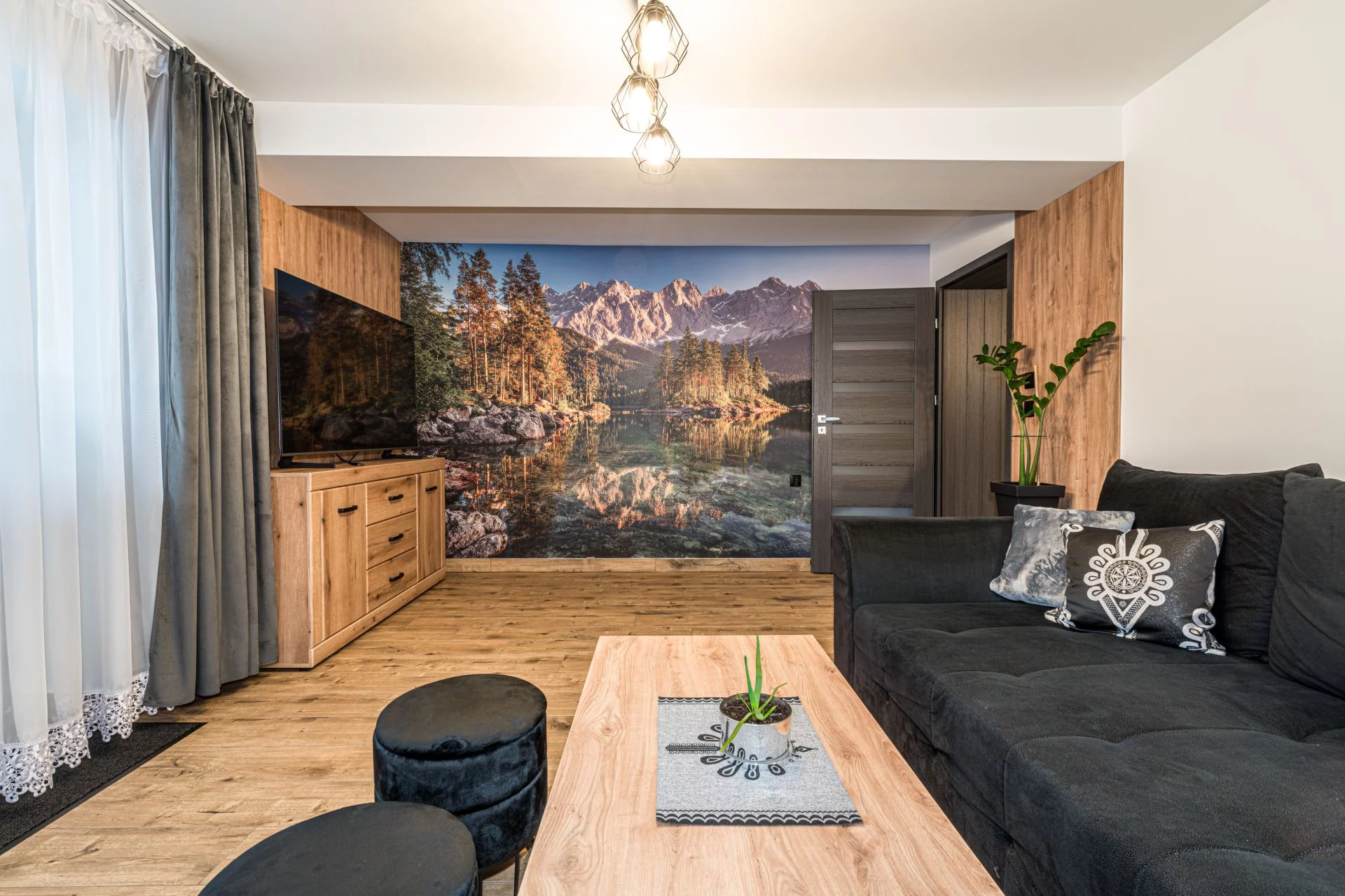 Apartament SEVEN nr2 z widokiem na Giewont & Sauna, Jacuzzi, Basen